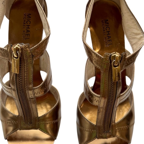 Michael Kors Gold/Metallic Leather Open Toe Pump w/Zipper, Size 9.5 - Picture 3 of 5